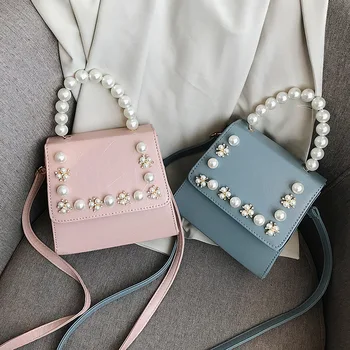 

New net red small black bag female 2020 new Korean retro portable pearl small square bag wild shoulder messenger bag