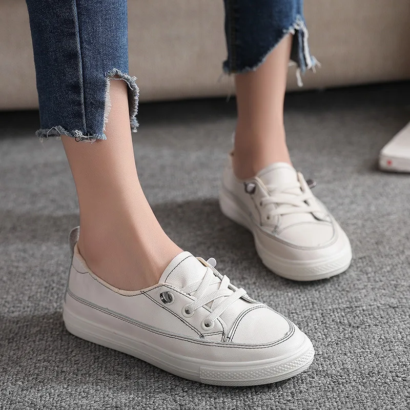 

2020 New Spring and Summer Casual classic little White Shoes for Women Flat pu Leather Board outdoor seankers Female J13-39