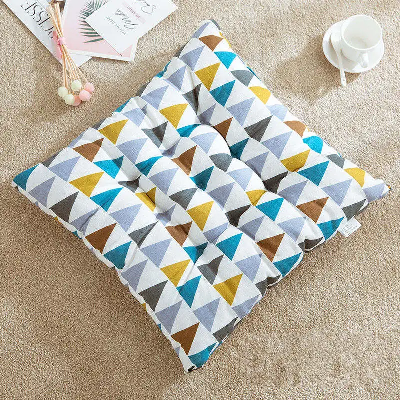 Colorful triangle Четыре сезона подушка для сиденья для студентов подушка для сиденья дышащая подушка для стула квадратный коврик мультяшный коврик для обеденного стула коврик для домашнего декора - Цвет: Colorful triangle