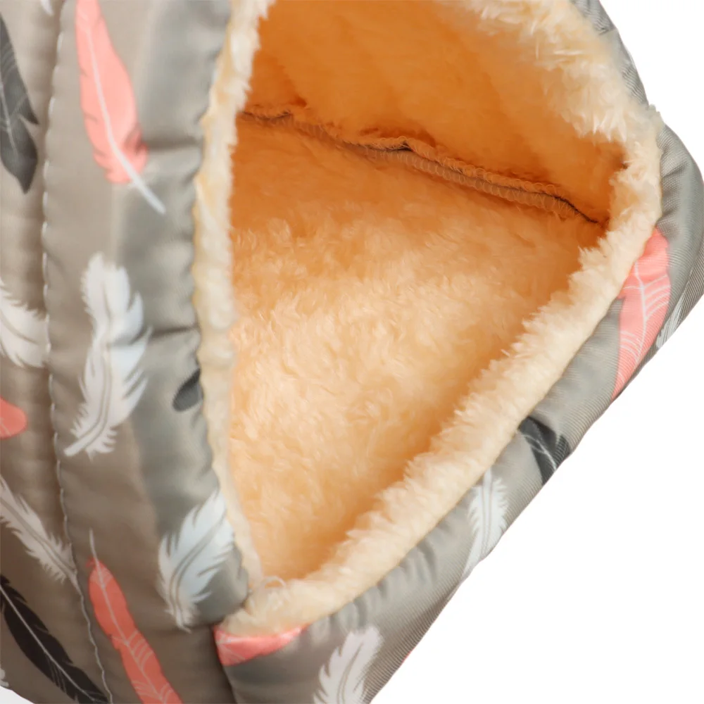 Pet Sleeping Bed Hamster Nest Winter Warm Soft Mat Hangable Hamster House Small Animal Sleeping Bed Mini Pet Rabbit Squirrel Nest Guinea Pig