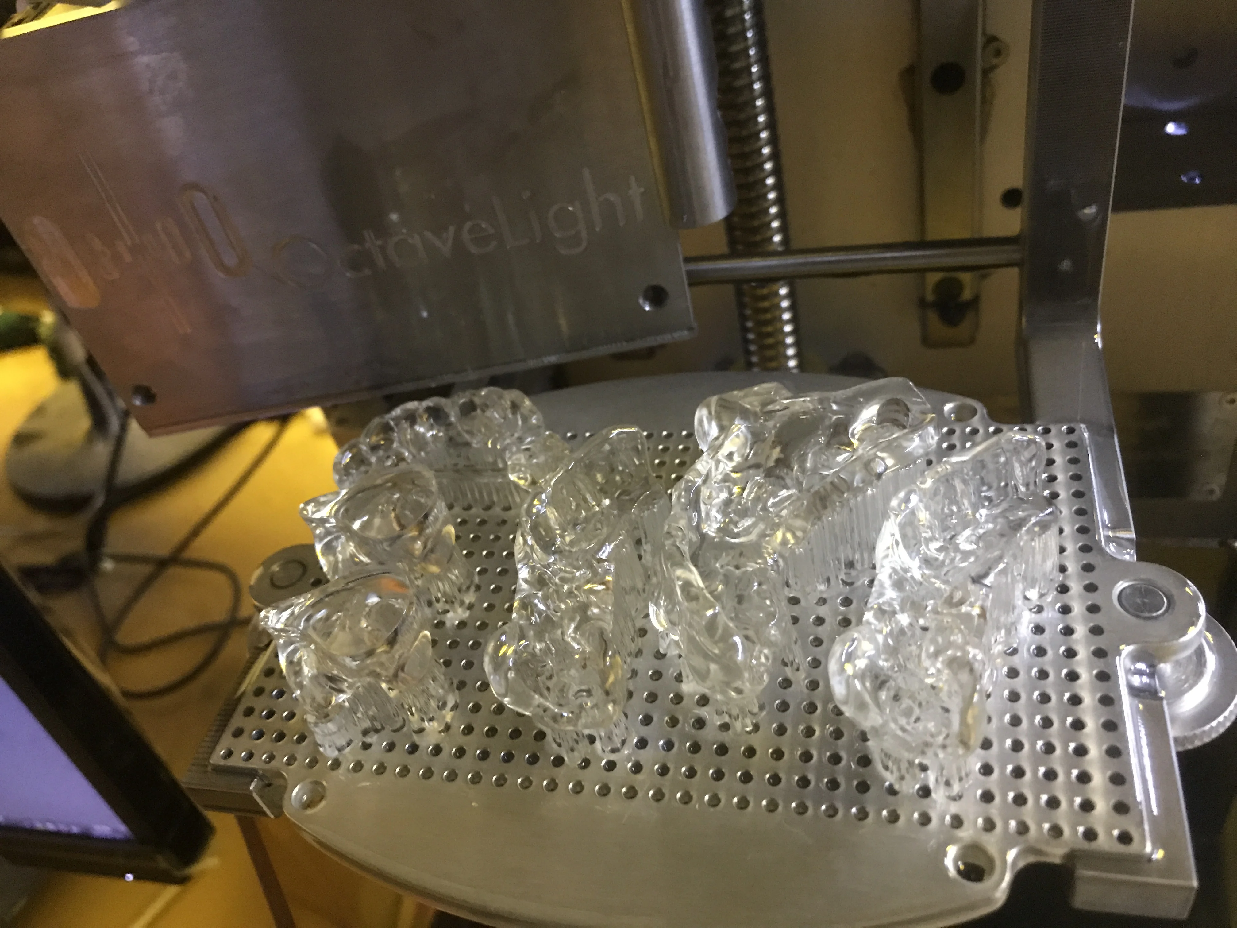 Рисунок 3 - DLP/ЖК-руководство по стоматологической