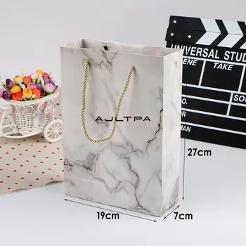 

100Pcs Multiple Styles Kraft Paper Bag With Handle Gift Bags Wedding Party Shopping Favor Bags 19x7x27CM