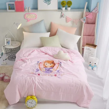 

Disney mickey mouse cartoon quilt Summer air-conditioned quilt Pooh minnie belle print cotton quilt comforter Polyester Children