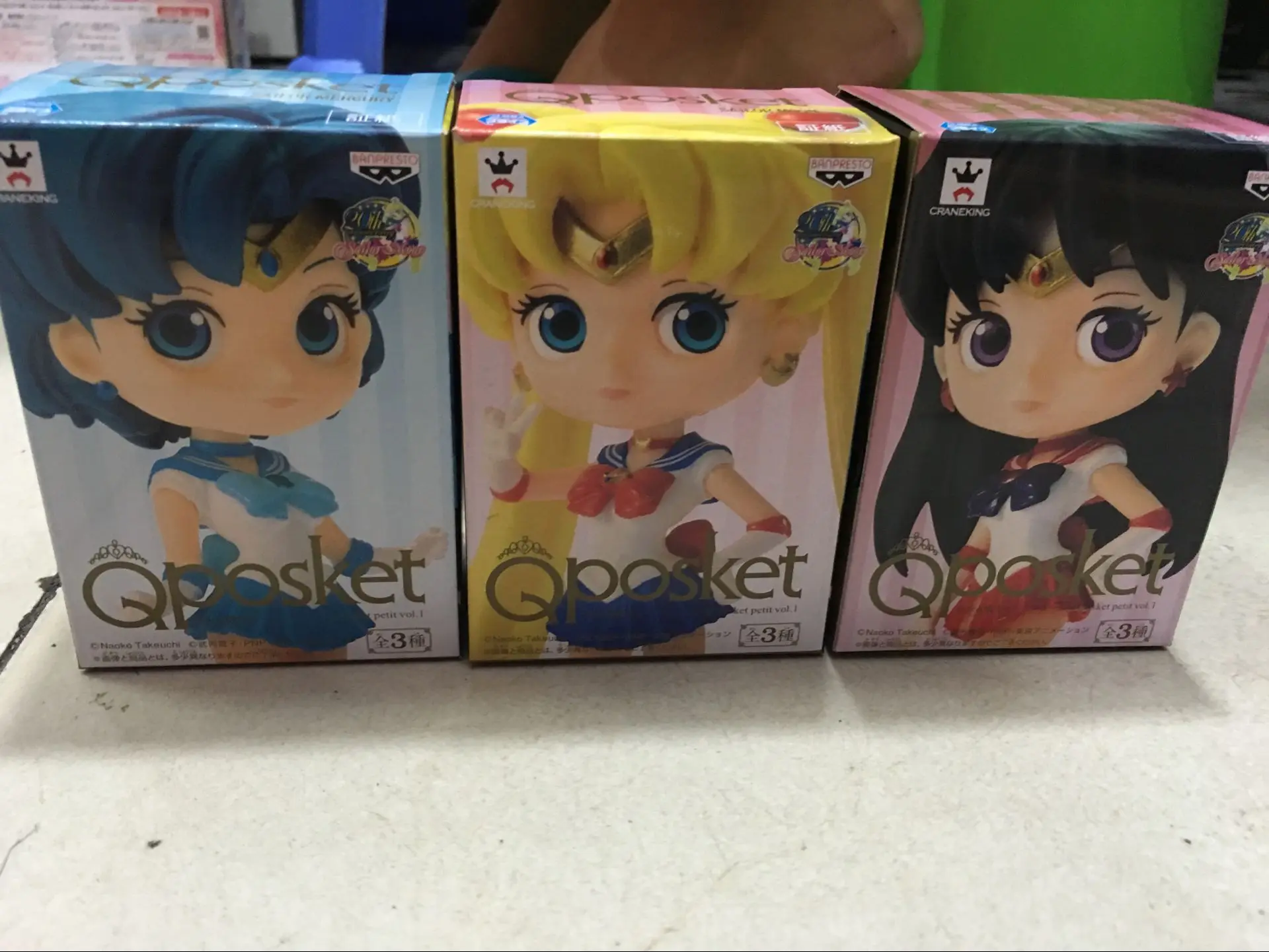 Диффузная отличная игрушка Megahouse20 юбилей 3-Pretty Girl Warrior капсула игрушка крем автомобиль большие глаза прорастания