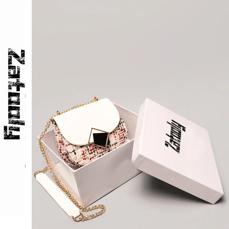 

New Style In 2019, Fashionable French Mini-crowd High-quality Inclined Bag, Pure Color Chain Bag, Simple Atmosphere