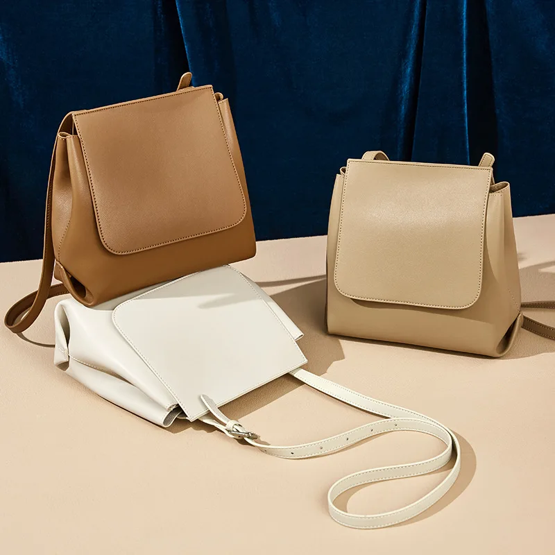 

2020 autumn new leather handbags fashion trend hijab bag shoulder diagonal retro large capacity bucket bag