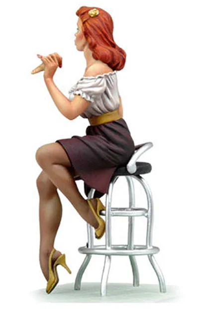 Unassambled 1/22 80 мм современная женщина сидя со стулом Смолы Рисунок набор миниатюрных моделей Неокрашенный
