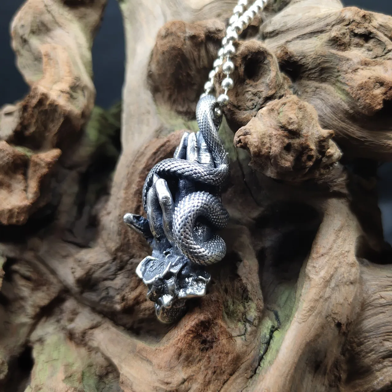 

925 sterling silver European and American retro punk personality original snake wrapped bergamot rock men's sterling silver hip