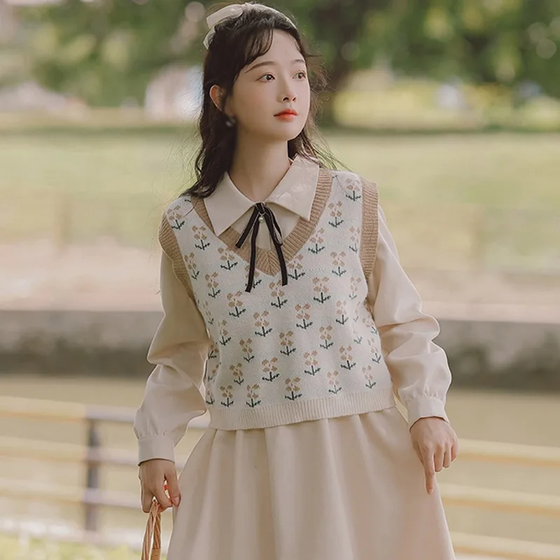 

Vintage Women Sweater Vest Autumn Flower V-neck Sleeveless Knitted Loose Female Sweater Vest Tops