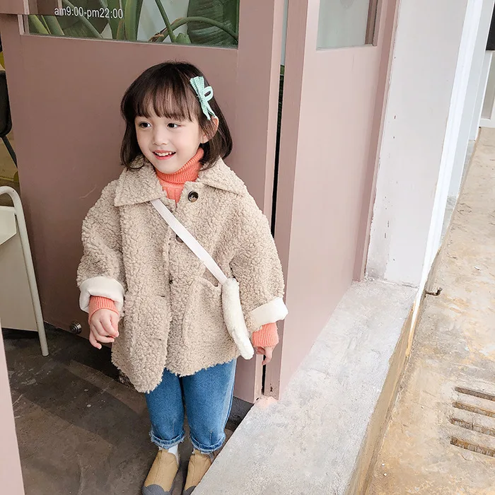 Куртки для маленьких девочек 2, 3, 4, 5, 6 лет корейские модные пальто из овечьей шерсти для девочек, детская одежда для малышей Милая зимняя верхняя одежда для девочек