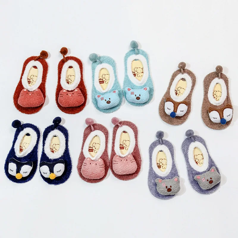 Детские носки для мальчиков и девочек, зимняя домашняя обувь для младенцев, младенцы, малыши, дети, противоскользящие первые ходунки, Мультяшные носки для животных 0-3 лет