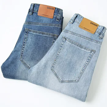 

2020 spring and summer new men's mid waist cotton bullet Slim small straight tube jeans pants simple light color jeans