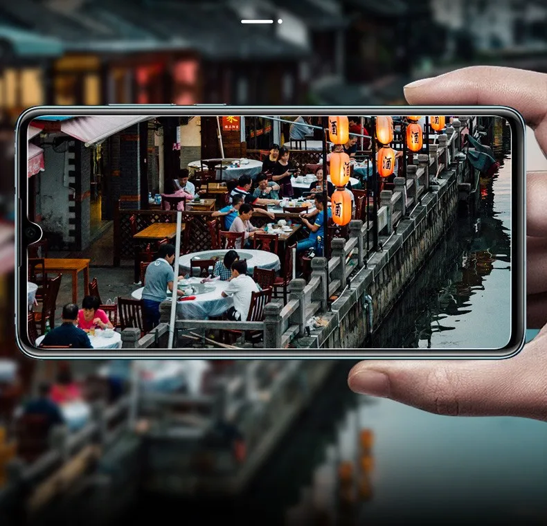 12382902432_560523263