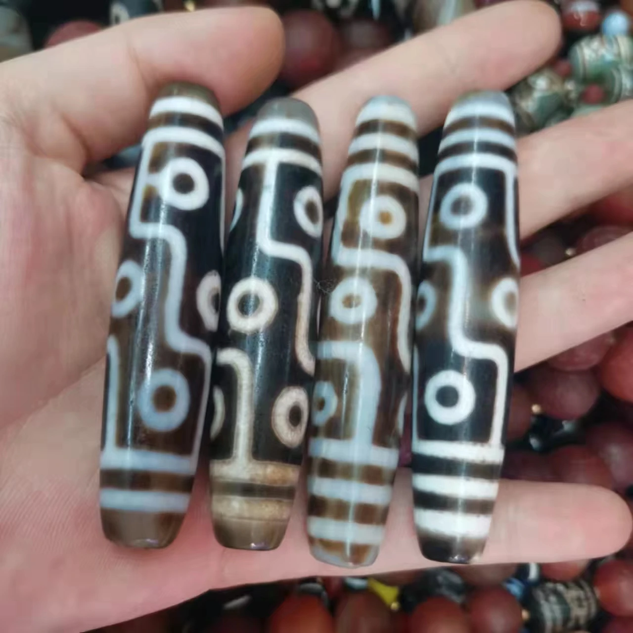

1pcs/lot Natural Special Taiwan Penetrating Nine-Eyed Dzi Agate Extended tuba Preferred Pretty White black brown jewelry taki