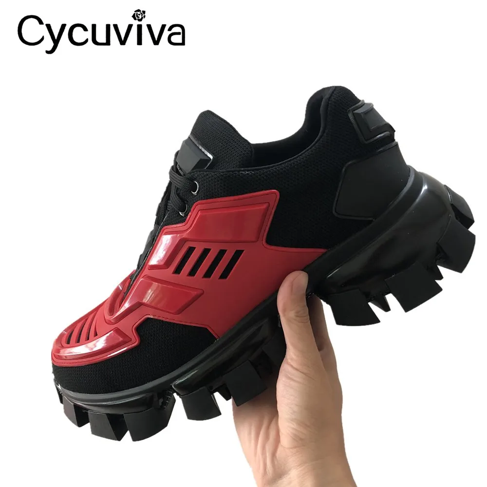 Красные и черные кроссовки для влюбленных; кроссовки из ПВХ в стиле пэчворк с сеткой; женская обувь с изогнутой массивной подошвой, визуально увеличивающая рост; повседневная обувь для мужчин