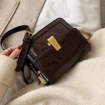 

Winter ringer chain patent-leather small fragrance bag female new style 2020 Korean fashion all take one shoulder cross-slung