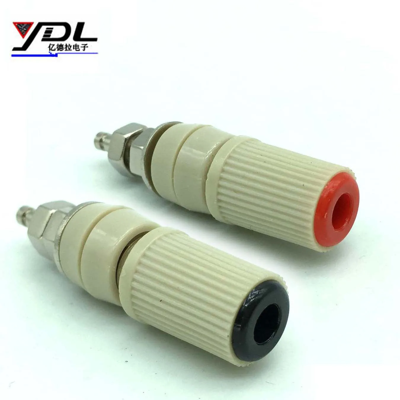

4PCS Red black High Current 30A Banana Pulg M5 Type 4mm Amplifier Female Jack Socket Test Binding Post Terminal