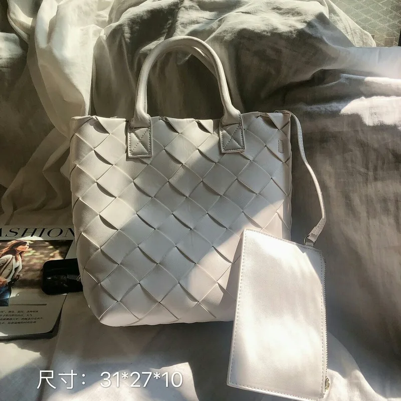 

2020 New Style Women's Bag Mixed Colors Woven Tote Bag Versatile Portable Shoulder Bag luxury handbags women bags designer