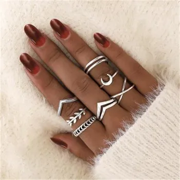 

7Pcs/Set Punk Rock Silver Boho Geometric Moon Charm Rings Midi Mid Finger Knuckle Rings Set For Women Mid Finger Ring Thin Ring