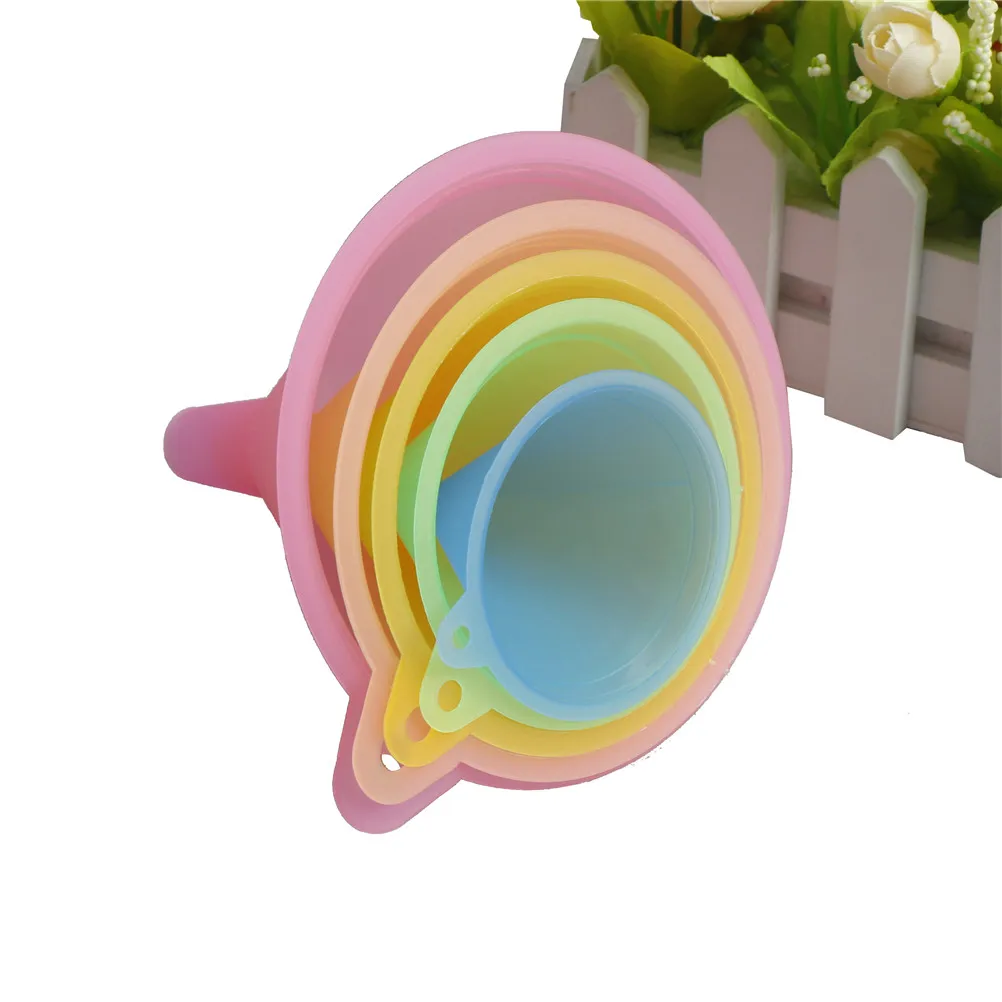 

5PCS 5 Size Colorful Plastic Liquid Oil Funnel Kitchen Funnel