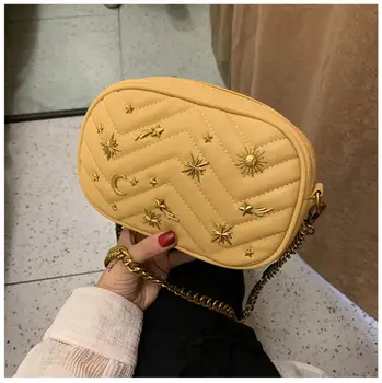 

Fashion Small Flap Women Crossbody Bags Leather Totes Chain Zipper Messenger Bag Clutch Vintage Star Moon pattern Badge Handbag