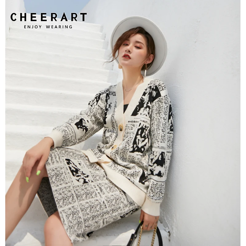 CHEERART комплект юбки и свитера из двух частей, Женский трикотажный комплект с принтом в виде газет, костюм со свитером, юбка, Femme
