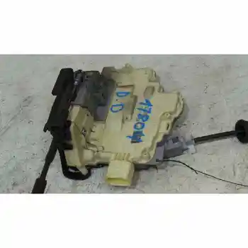 

DOOR LOCK FRONT RIGHT VOLKSWAGEN PASSAT SALOON (3C2)