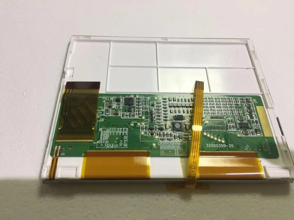 AT056TN52 V.5 LCD ȭ