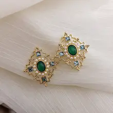 Европейский Винтажный стиль имитация жемчуга элегантный ниша дизайн серьги гвоздики для женщин ювелирные изделия