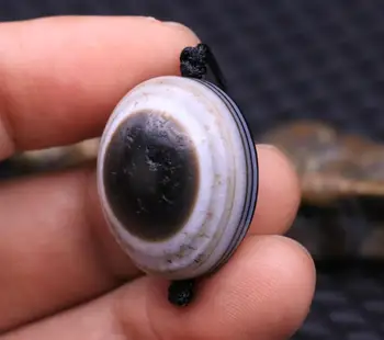

LKbrother sauces top quality Energy Tibetan Old Agate Black&White Goat Eye Totem dZi Bead Amulet Pendant AAA
