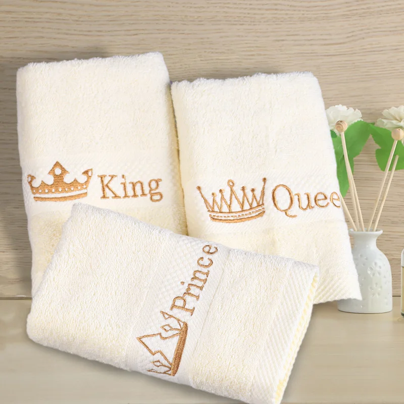 King Queen Prince Высокое качество быстросохнущие комплект из 3 предметов с вышивкой ; Роскошное хлопковое банное Полотенца полотенце для лица для взрослых Королевский queen Семья Полотенца набор - Цвет: King Queen Prince