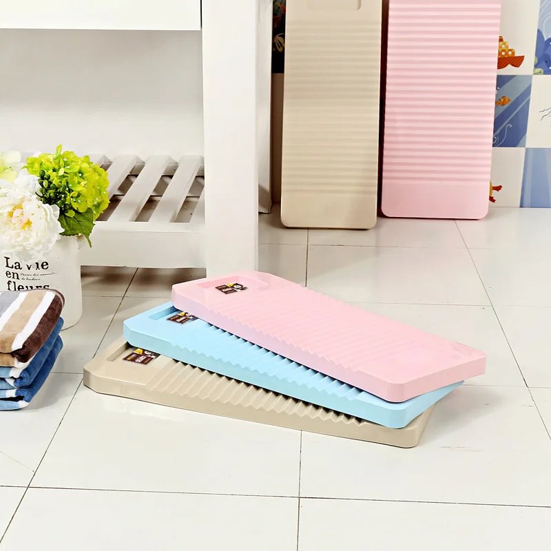 

Straw Bear Multi-functional Washboard Long Thick Plastic Large Size Washboard Anti-slip Candy-Colored