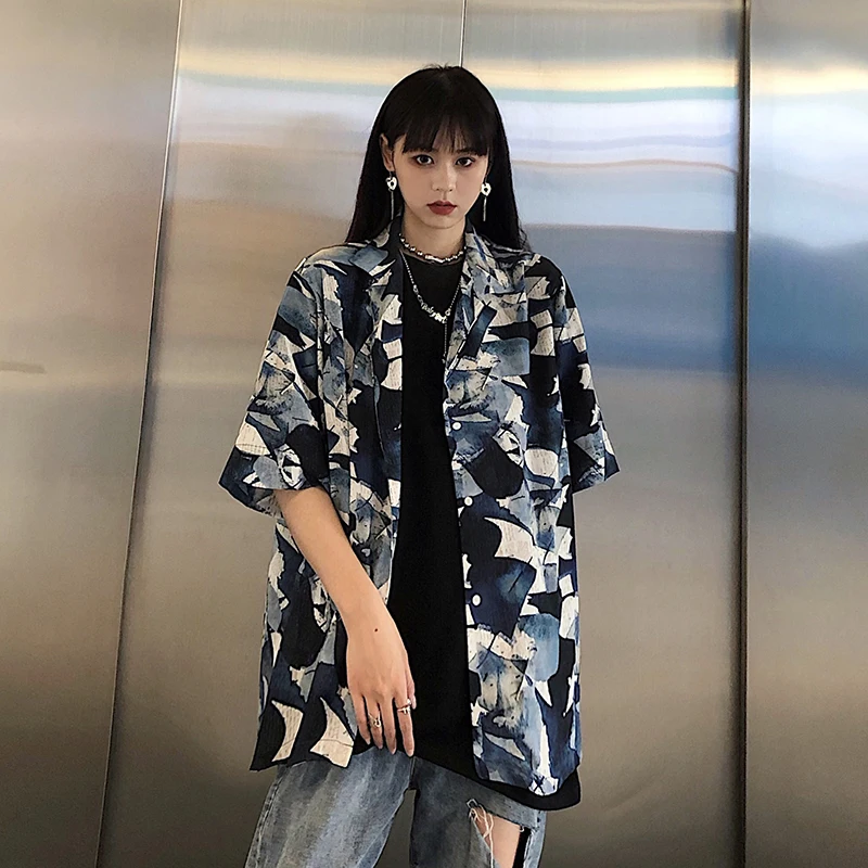 

Japanese Ukiyo-E Harajuku Turn-Down Graffiti Cartoon Print Woman Blouse 2020 Summer Hip Hop Styly Vintage Lady Loose Shirts Tops
