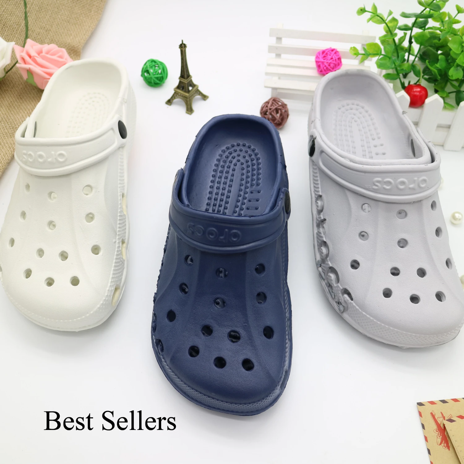 

Beach shoes Slipper aeration Non-slip Lovers sandals Best Sellers soft sole man woman Comfortable Wear-resistingHollowing out