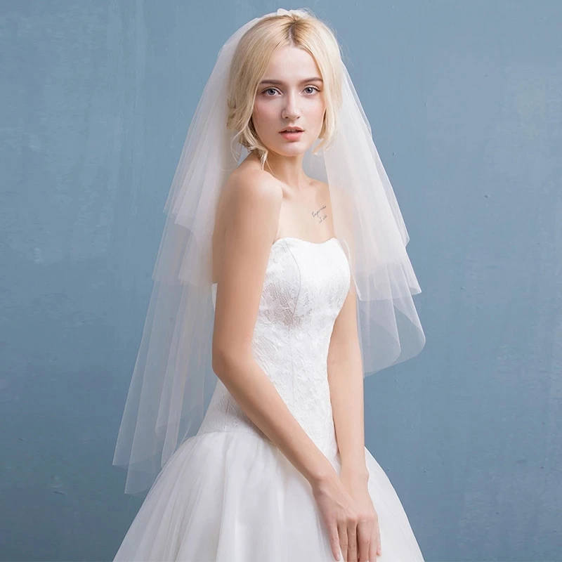 Bridal-Veils-New-Short-White-Women-Veils-With-Comb-Wedding-Accessories-Bridal-Wedding-Veil.jpg_Q90.jpg_.webp