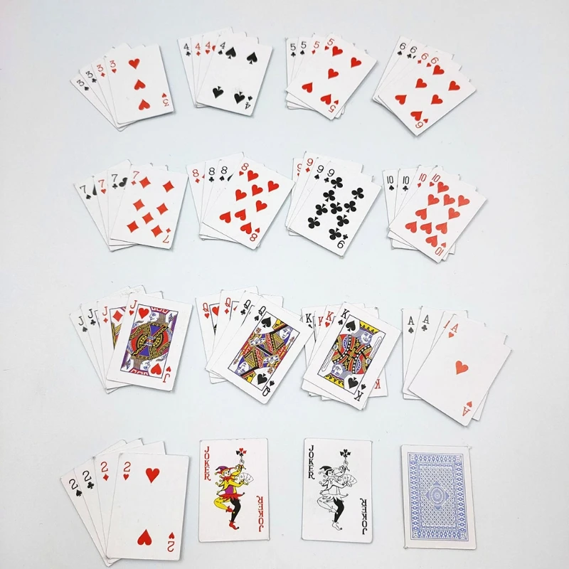 1pc Portable Mini Playing Cards Poker Keychain Small Board Game Key Chain 4&times;3cm,playing cards,plastic playing cards,poker set
