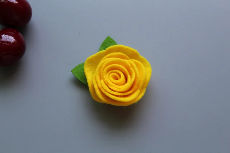 Розетка фетровая с листьями и цветами 4 см 100 шт./лот|fabric flowers|100 pcsfabric flowers for headbands |
