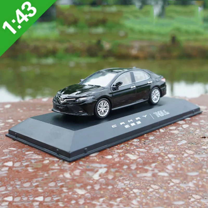 1:43 Масштаб восьмого поколения Camry спортивный Литой Сплав модель автомобиля металлический автомобиль игрушечный дисплей сувенир детский подарок домашнее шоу