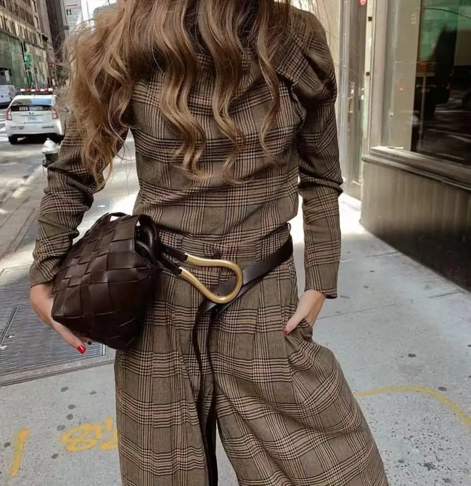 

Women runway brand black belt novelty big buckle sexy waistband new 2019 autumn winter high street brief belts with bag