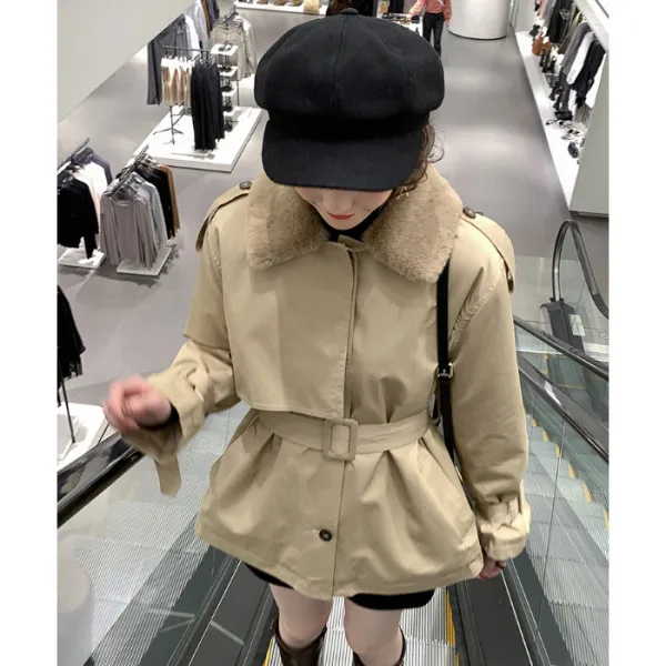 Короткая ветровка с поясом из овечьей шерсти для женщин; Новинка года; зимняя утепленная хлопковая куртка