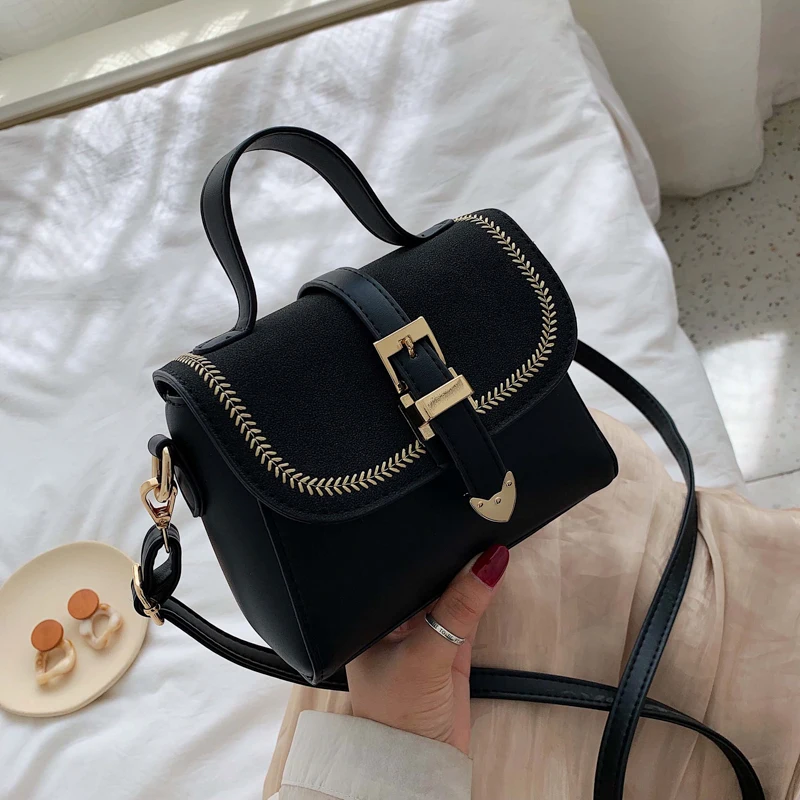 

Fashion women's handbags 2019 new retro ocean slanting versatile Hong Kong style shoulder bag