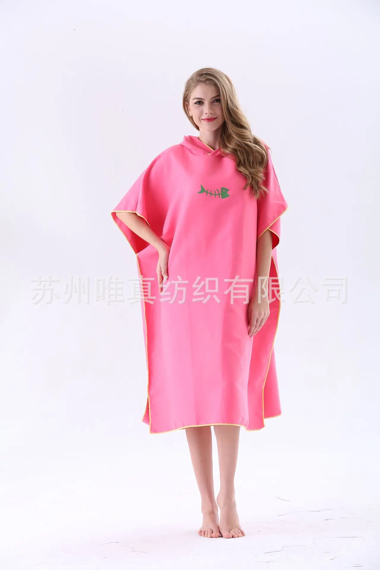 Superfine Fibre Huanyi Bathrobe OEM Quick-Dry Adult Beach Swimming Towel Cloak Sample Processing