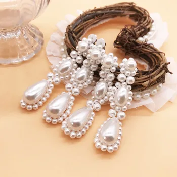 

Elegant Earring Long European Pearls Statement