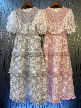

2020 Spring and Summer New Women's round Neck Back Zipper Stripe Spell Color Stitching Embroidery Flower Short-Sleeve Dress 606