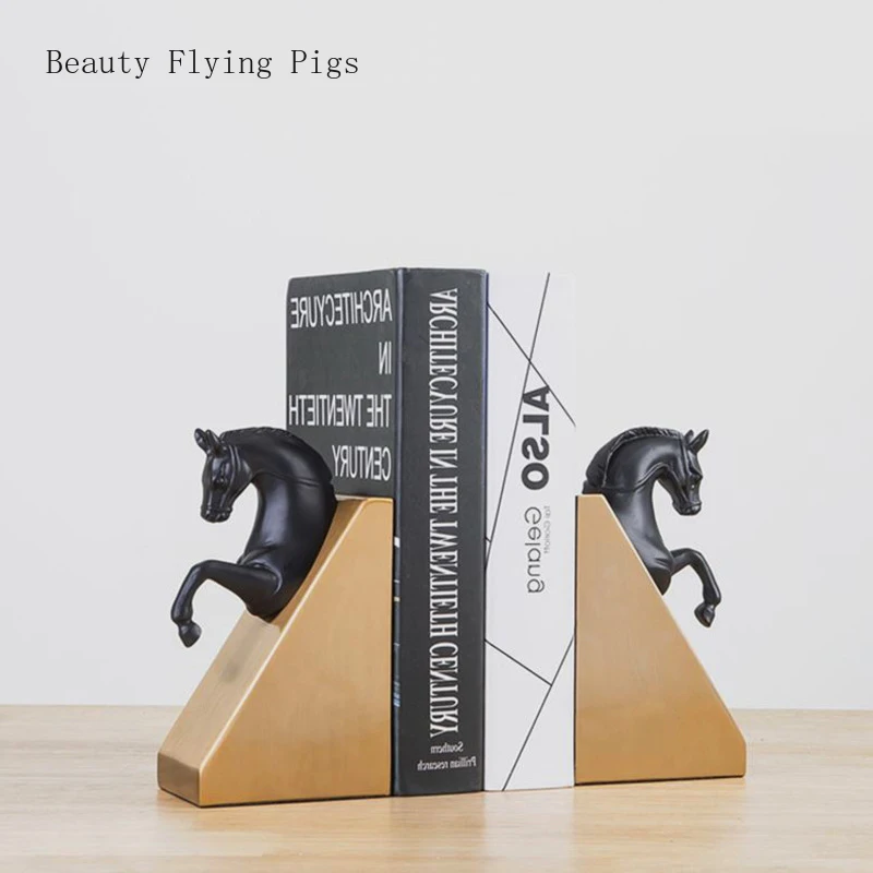 

2Pcs Direct sales new modern bronze horse head book file decoration modern model room hotel home study bookshelf decoration book