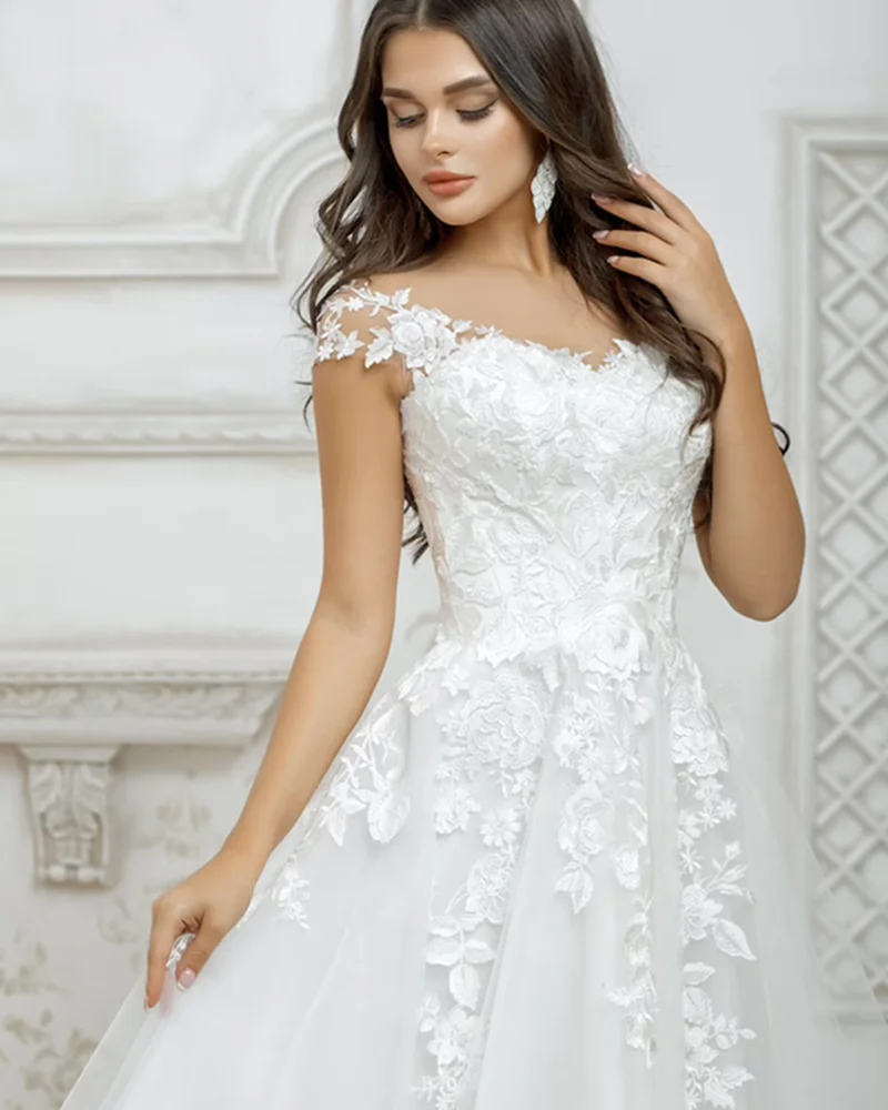 traditional wedding dresses Elegant V-Neck Short Wedding Dress A-Line Lace Appliques Princess Wedding Gown 2022 Button Tulle Vestido De Noiva vintage wedding dresses