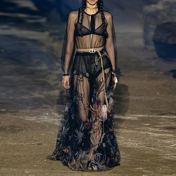

Runway Designer New Bohemian Retro Embroidery Flowers Sexy Tulle Bow Long Sleeve Belt Party Black Long Dress High Quality