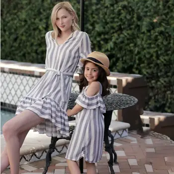 

Mother and Daughter Cold Off Shoulder Clothes Parent-child Dess Family Matching Girl Women Striped Ruffle Dresses