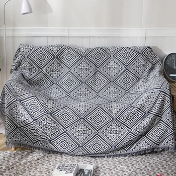 

Nordic Style Sofa Blanket Black White Geometric Knitted Leisure Travel Blanket Thicken Non-Slip Sofa Dust Cover Throw Bedspread