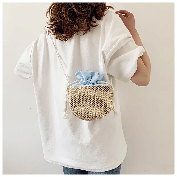 Petit sac bandoulière en osier